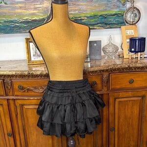 Elegant Black Ruffled Mini Skirt